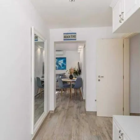 Two Bedroom With Terrace Pula