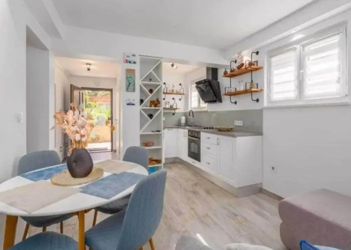 Two Bedroom With Terrace Daire Pula